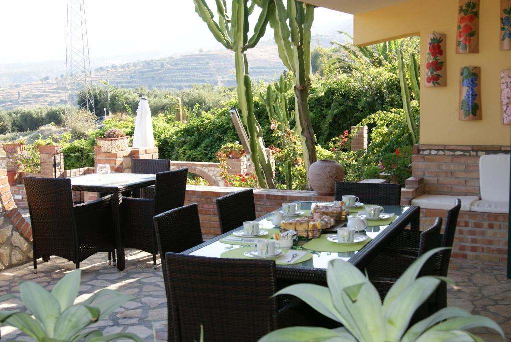 Bed & Breakfast La Collina Felice